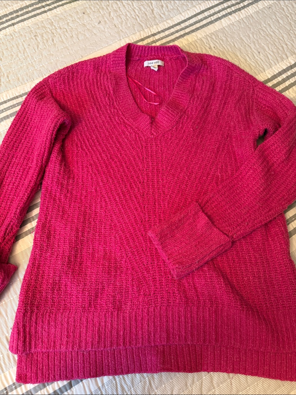 Nine West Women's Bright Fuchsia V-Neck Sweater
